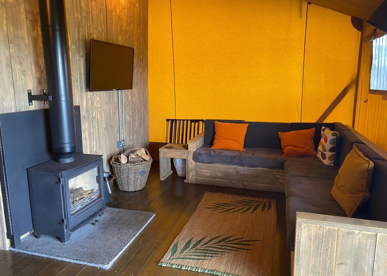 Florence Springs Glamping Gumfreston Экстерьер фото