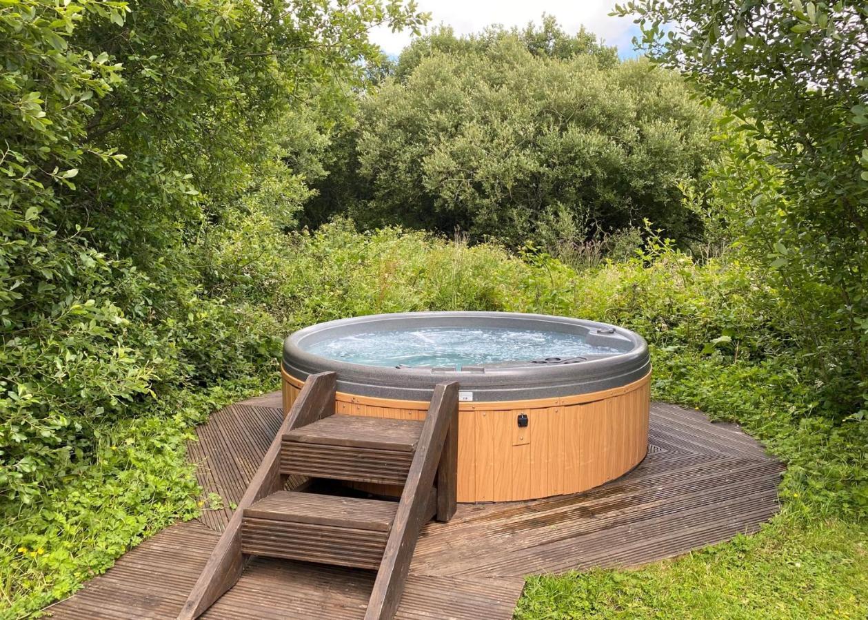 Florence Springs Glamping Gumfreston Экстерьер фото